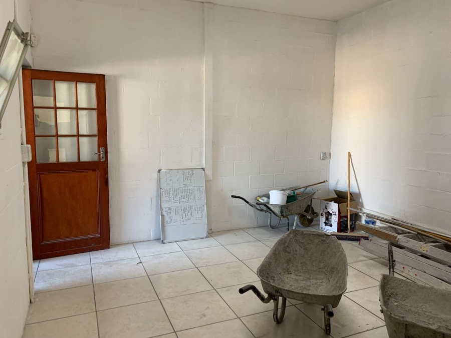 To Let commercial Property for Rent in Epping Industrial Western Cape